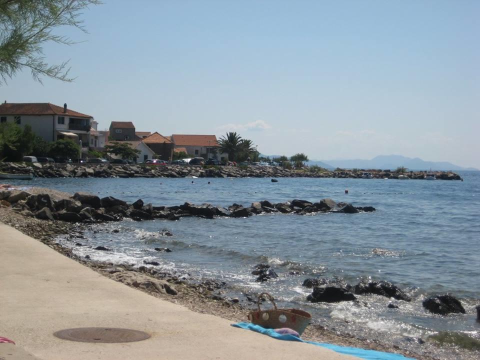 Holiday House Popovic Sućuraj Buitenkant foto