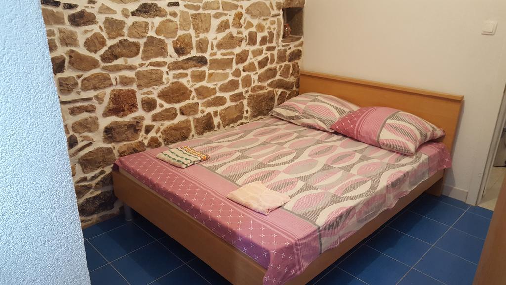Holiday House Popovic Sućuraj Buitenkant foto